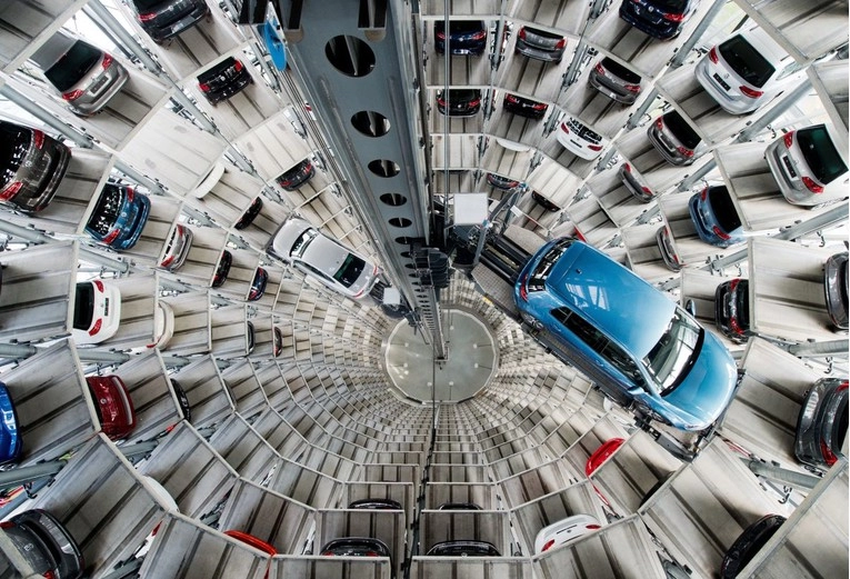 Njemački automobilski sektor izgubit će 225.000 radnih mjesta