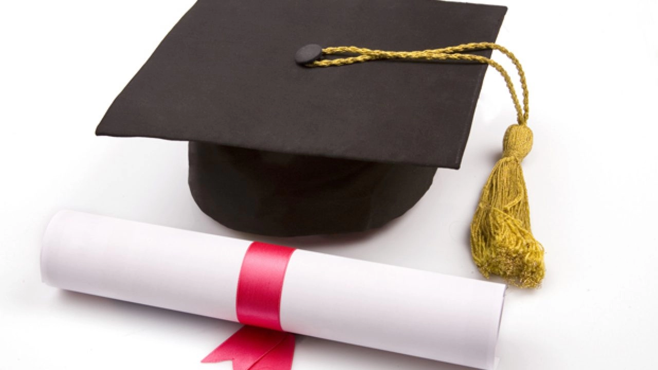 Zaustavljena provjera diploma u Kantonu Sarajevo