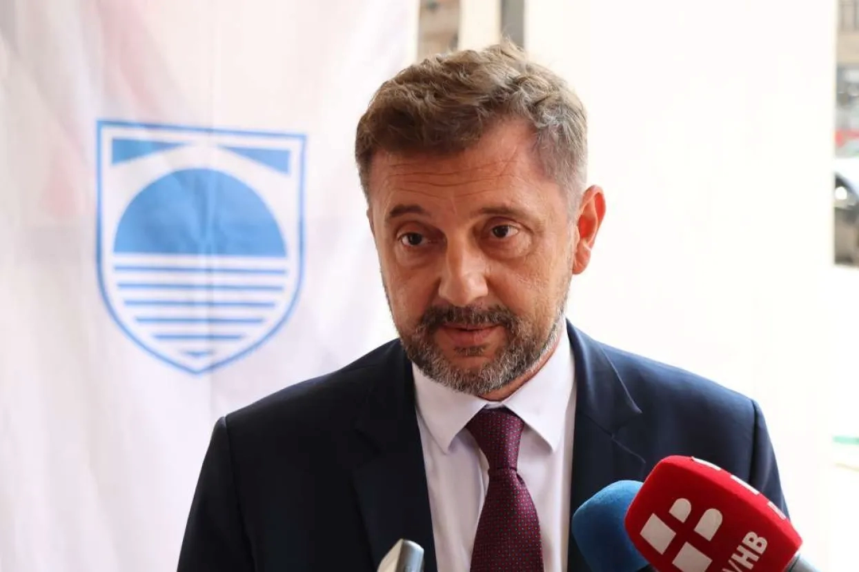 Situacija šizofrena, ali grad mora funkcionirati