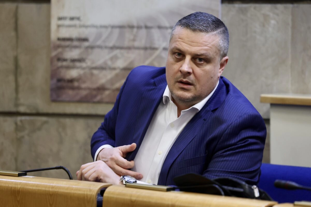 Mijatović: Dodiku i ostalima slijedi raspisivanje Interpolove potjernice, rata neće biti