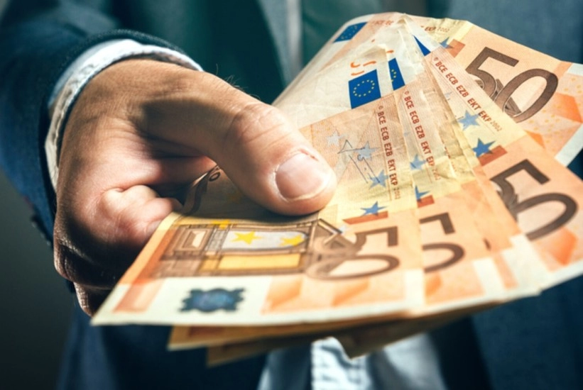 Milijarde na računima građana u BiH, Srbiji, Hrvatskoj i Crnoj Gori – ko štedi najviše