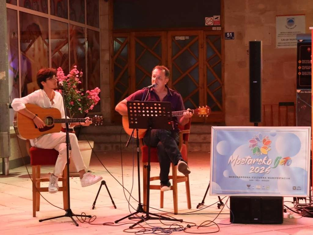 Mostarsko ljeto: Održan koncert 'Pjevajte s nama'