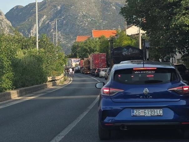 U Mostaru poginuo pješak poginuo, cesta M17 potpuno zatvorena